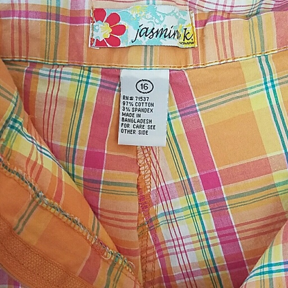 Plaid shorts - Picture 2 of 3